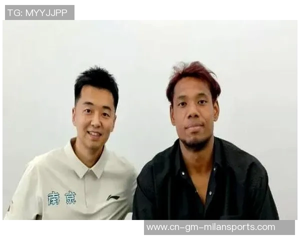 同曦官博祝铭震29岁生日快乐并宣布今夏续约顶薪计划 同曦官博祝铭震29岁生日快乐并宣布今夏续约顶薪计划