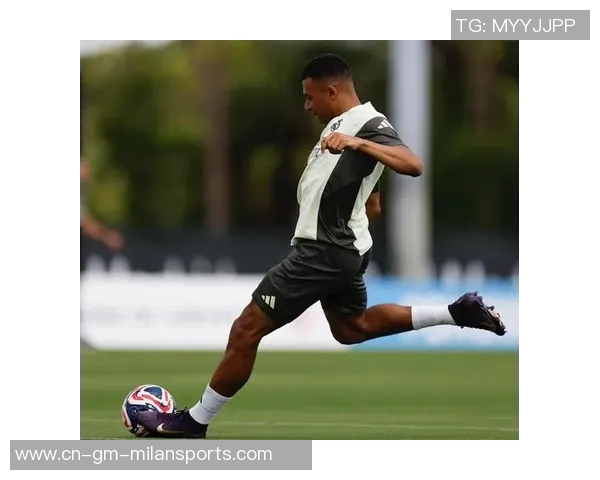 姆巴佩缺席法国训练两天今日将决定能否出战比赛 姆巴佩缺席法国训练两天今日将决定能否出战比赛