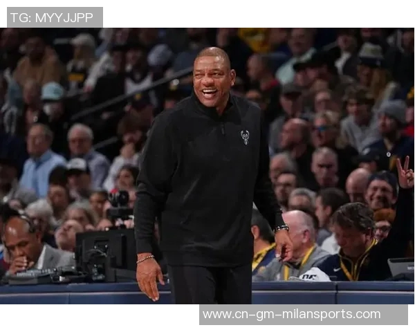 里弗斯强调字母缺席训练营为球队提供演练机会提升战术配合 里弗斯强调字母缺席训练营为球队提供演练机会提升战术配合