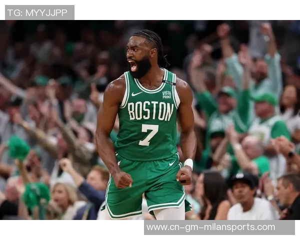 NBA新赛季小前锋评选结果揭晓杰伦布朗荣膺最佳称号