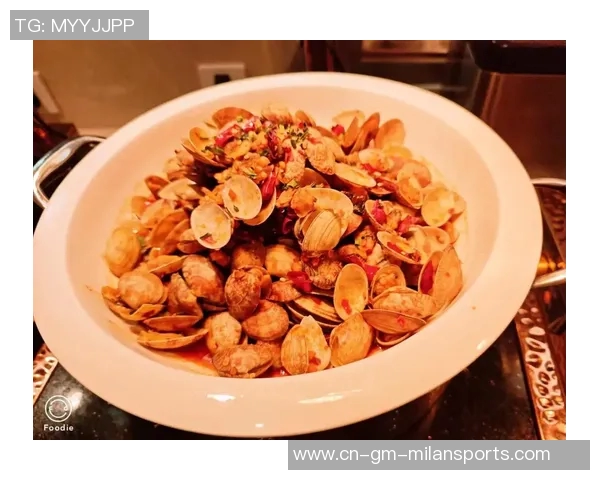 哈兰德饮食揭秘：每天六顿美食每周末尽情享受肉类盛宴