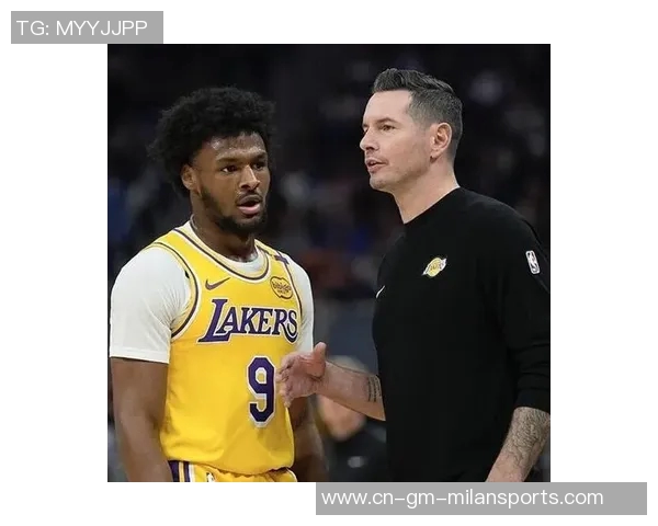 雷迪克称赞布朗尼成长显著G联盟经历助力他的全面提升