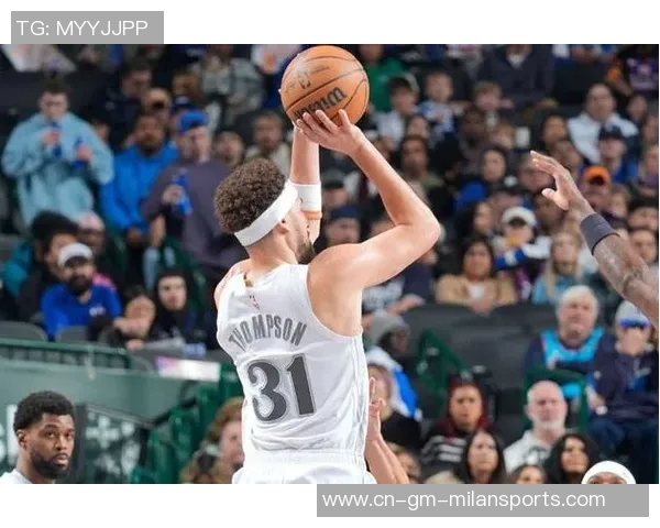 克莱表现略显不足12投5中三分9投3中贡献13分2断正负值11 克莱表现略显不足12投5中三分9投3中贡献13分2断正负值11