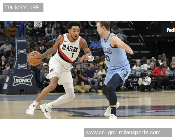 安芬尼西蒙斯谈马祖拉的篮板卡位理念与团队意识培养